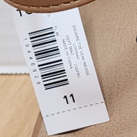 NWT Torrid 11WW Square Toe Ankle Strap Demi Wedge Cognac Tan Sandals 11 Wide - Picture 3 of 15